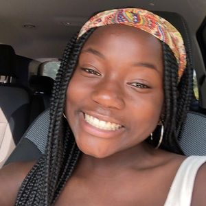 Meet your Posher, Jazmine